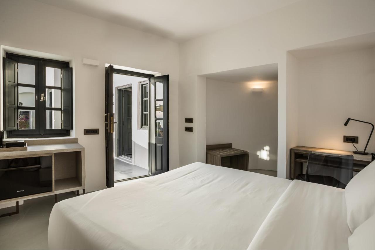 Sun Rocks Boutique Hotel (Adults Only) Firostefani Bagian luar foto